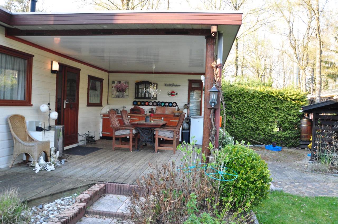 Sfeervol, Ruim En Luxe Chalet In Bosrijke Omgeving Villa Diessen Esterno foto