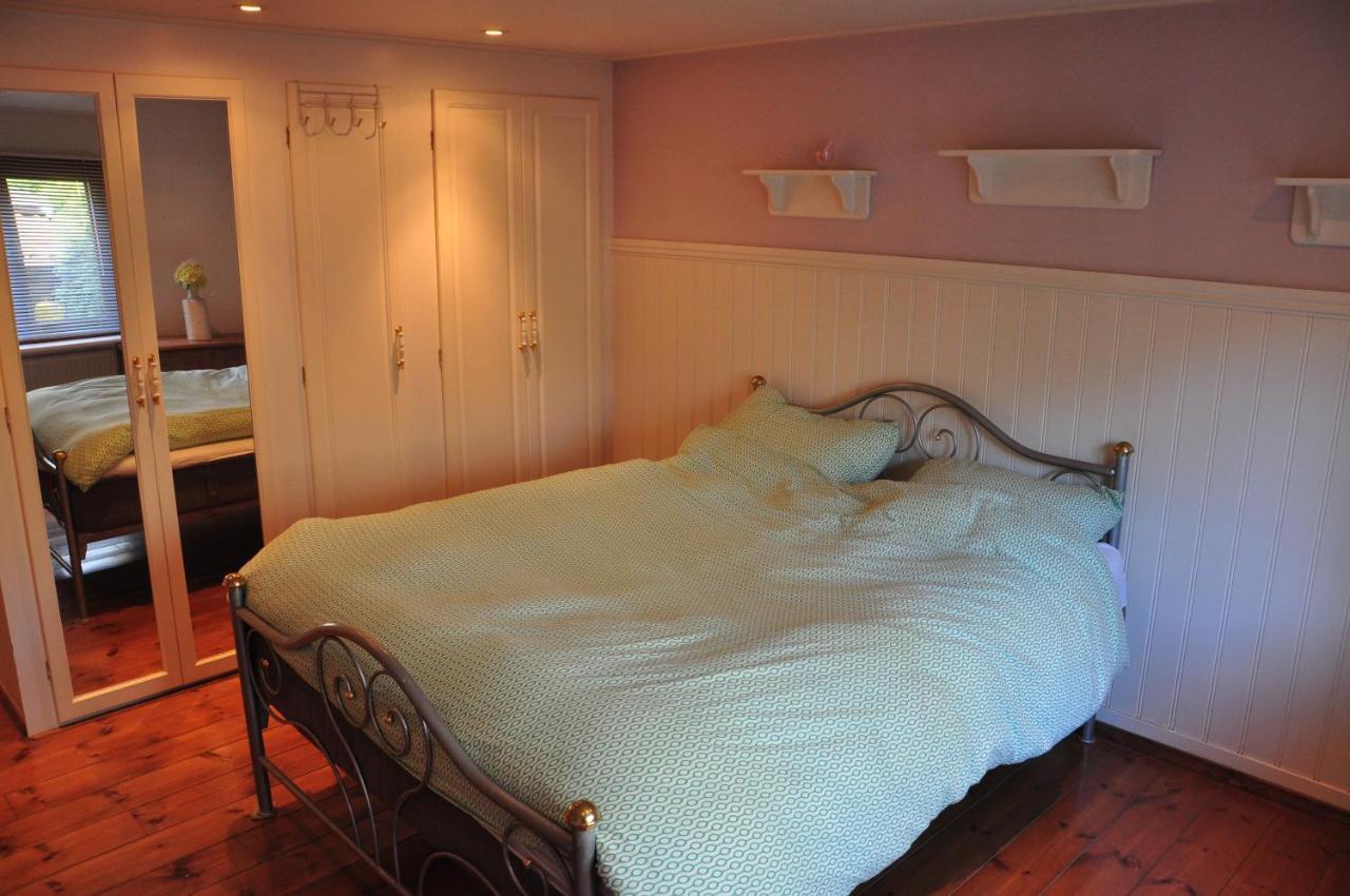 Sfeervol, Ruim En Luxe Chalet In Bosrijke Omgeving Villa Diessen Esterno foto